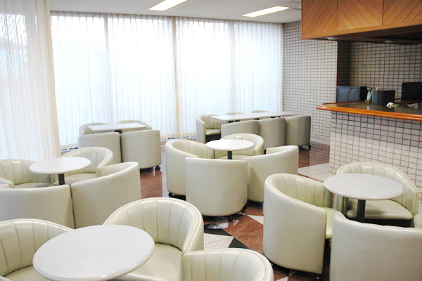 ティーラウンジ